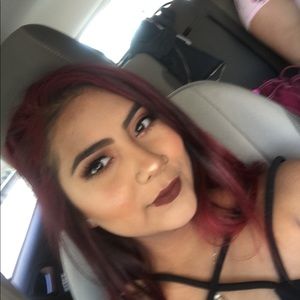 Meet your Posher, Dot